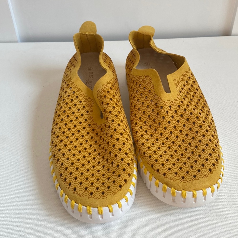 ILSE JACOBSEN tulip flats